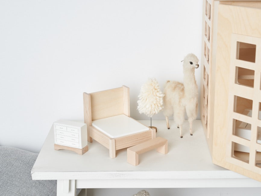 Bedroom Dollhouse Furniture Set